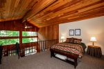 Cozy & comfortable cabin feel